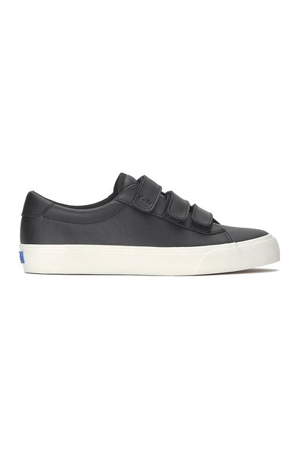 Women's Jump Kick V Leather Casual Sneaker Black