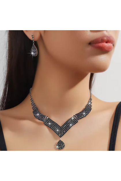 Set elegant de bijuterii pentru femei, CRM, cristal negru, formă de V cu pandantiv lacrimă, pentru ocazii speciale
