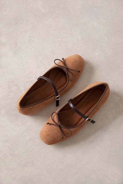 Maxy Women's Bow Detail Suede Ballet Flats Tan