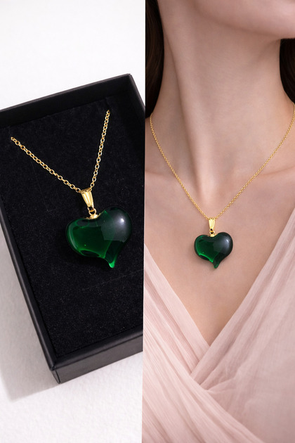 Handmade Green Glass Heart Necklace – Stylish Design with Non-Tarnishing Steel Chain