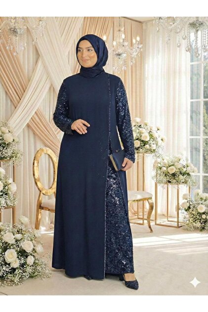 Luxury Evening Dress with Slit Front