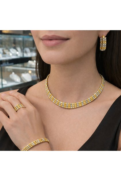 Dorica gold alternative set, smooth and harmonious