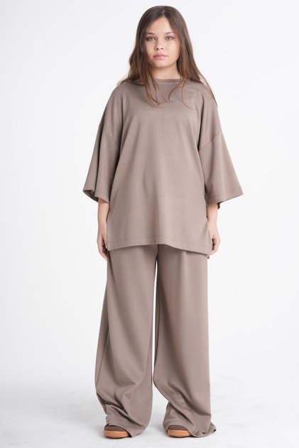 Girl's Colorful Oysho Fabric Relaxed Fit Home Set – Oversized T-Shirt and Wide-Leg Pants Set