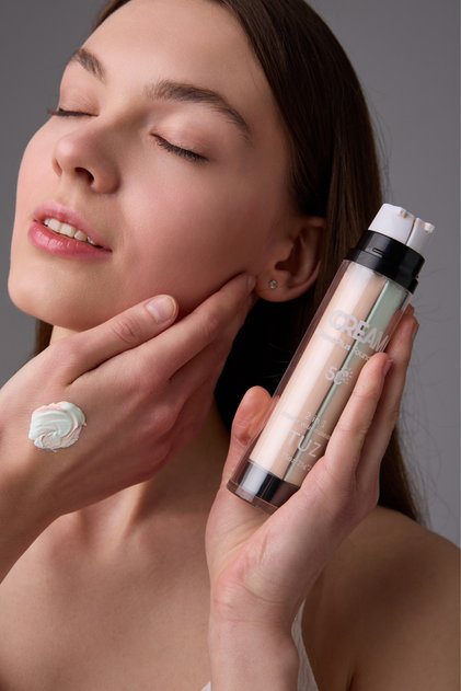 Foundation & Makeup Base Set of 2 50 Gr. Light Tone