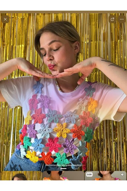 Megahan Boutique Colorful Floral Hand-Knitted Bohemian Cropped Sweater