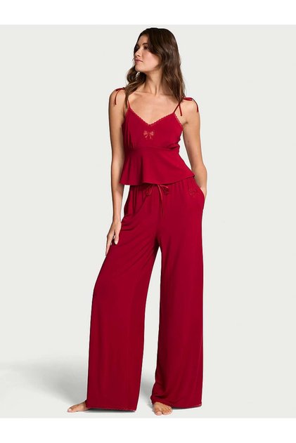 Modal Atlet ve Geniş Paça Pijama Takımı