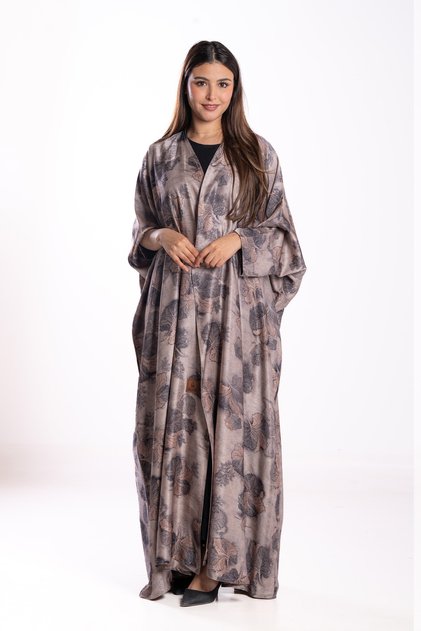 Ghadir abaya in beige
