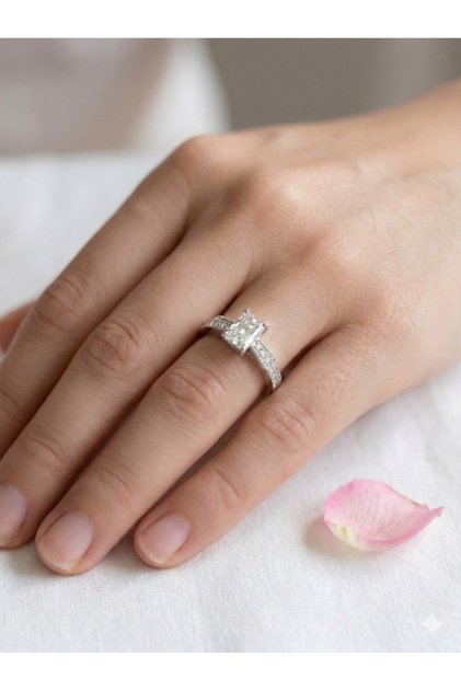 3S Steel Vintage Series: Elegance Ring with Baguette Stones