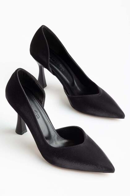 Plus Size Women's Stiletto Heel U Stiletto Black Shiny Satin Side Open