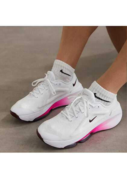 Nike Versair Kadın Beyaz Antrenman Ayakkabısı - Fiyatı, Yorumları