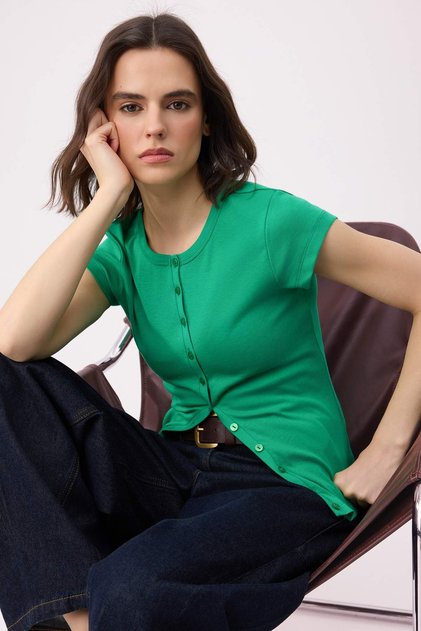 Yeşil Düğmeli Fitted/Vücuda Oturan Örme Bluz TWOSS25BZ00281