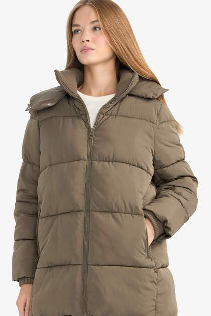 Defacto Su Geçirmez Regular Fıt Kapüşonlu Parka F3557AX25WN