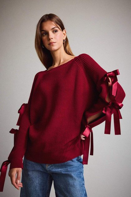 Pullover mit U-Boot-Ausschnitt und Schleifendetail G3338AX25AU