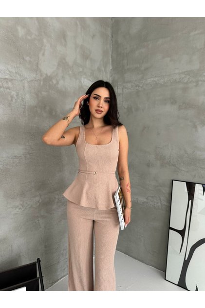 Kadın Börümcük Esnek Kumaş Bol Paça Pantolon ve Askılı Peplum Bluz İkili Takım Set