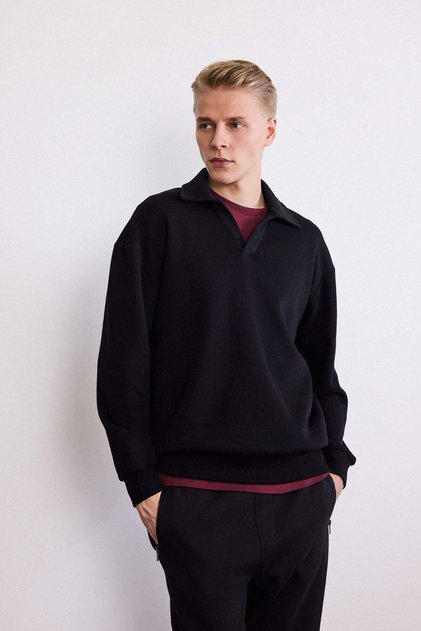 Boxy Fit Polo Neck Sweatshirt G6475Ax25Wn