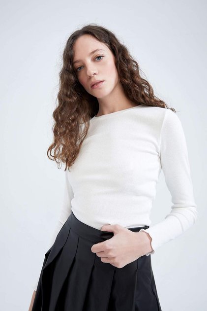Fitted Crew Neck Corded Fabric Ribbed Knit Long Sleeve T-Shirt Y9870Az23Sp