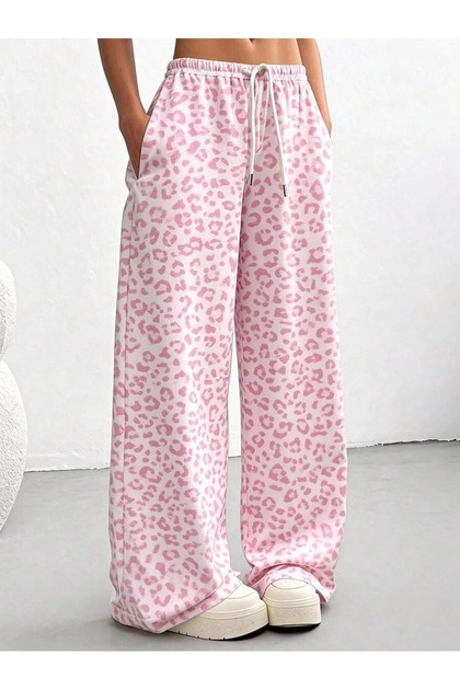 Leopar Kiss Desenli Baggy Eşofman Altı ( Pijama olarakta kullanabilirsiniz )