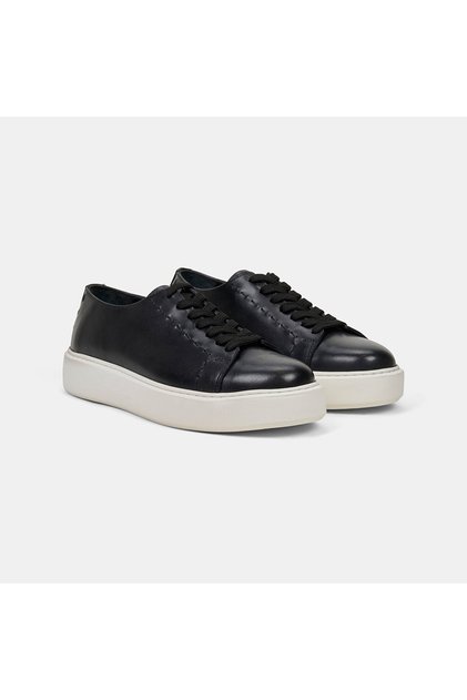 حذاء رياضي رجالي أسود برباط ونعل سميك جلد