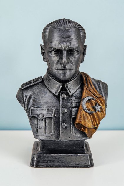 Ulu Önder Mustafa Kemal Atatürk Büst