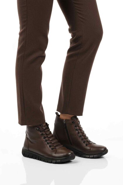 Brown Genuine Leather Fleece-Lined Zippered Women's Flat Boots