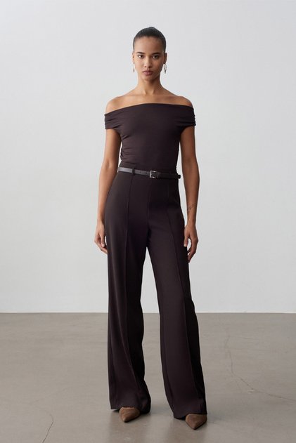 71932 Sewing-Detail Pants