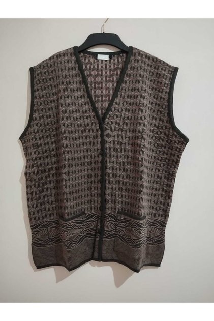 Super Quality, Large Size, 30% Off, Wool Pieces, V-Neck, Buttoned, Modern Mother Vest