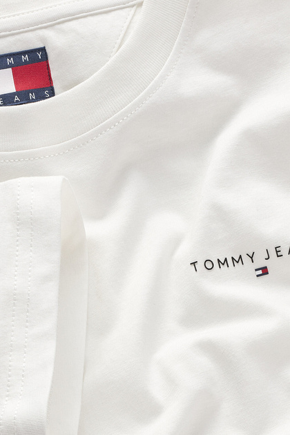 Tommy Jeans % 100 Pamuk Slim Fit Bisiklet Yaka Logolu T Shirt