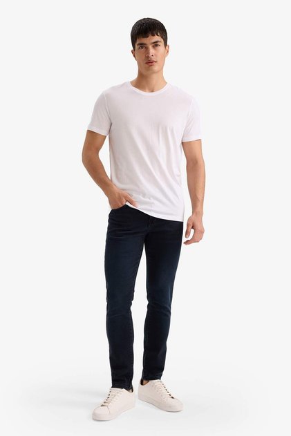 Pedro Slim Fit farmerke sa normalnim strukom i uskim nogavicama G3229AX25AU
