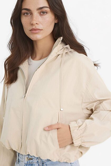 さえ Defacto Su Geçirmez Regular Fit Kapüşonlu Fermuarlı Crop Mont