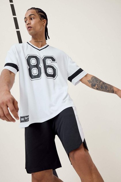 Quick Dry Oversize Wide Fit V-Neck Printed Sportsman Short Sleeve T-Shirt E4118Ax25Sm