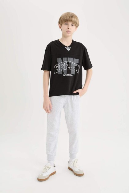 2-Piece Set Short-Sleeve Printed T-Shirt and Elastic Waist Sweatpants for Boys D9820A825SP