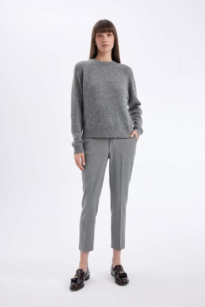 Pantaloni chino clasici cu talie înaltă, buzunare, picior drept D4362ax24au