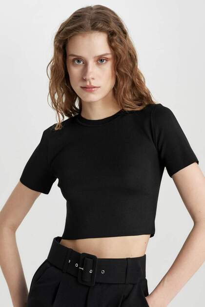 Fitted Crew Neck Short Sleeve Knitwear T-Shirt C1898Ax24Sp