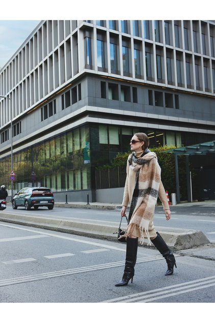 Long Sleeve Comfortable Fit Midi Length Turtleneck Knitwear Dress
