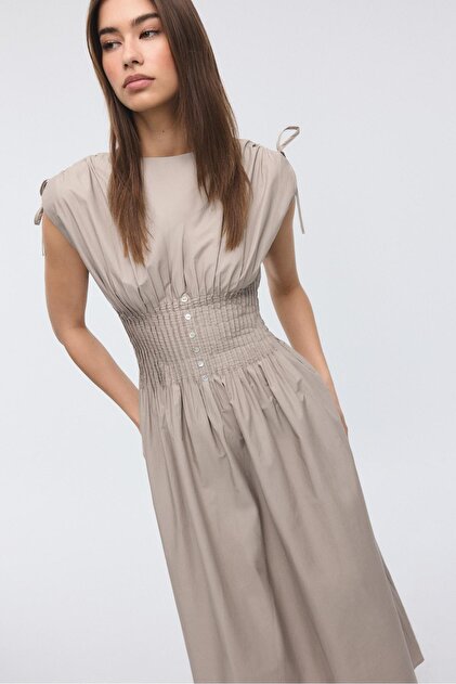stradivarius pleated dress Pleated midi dress - Women's fashion
