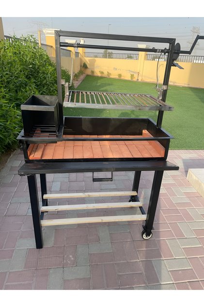 ASADO GRILL, ADJUSTABLE BARBEQUE GRILL, ARGENTINIAN GRILL