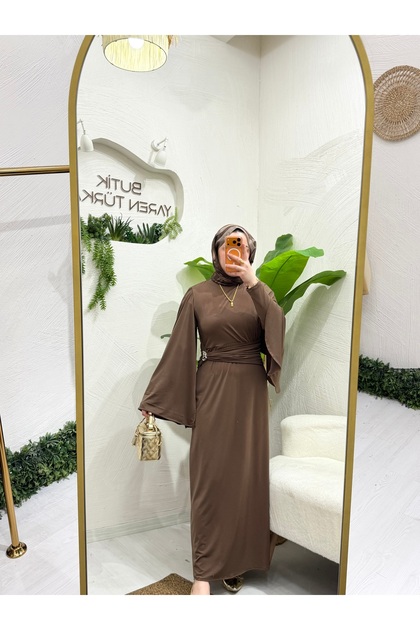 Gold Brooch Detailed Dress Yrn-3434