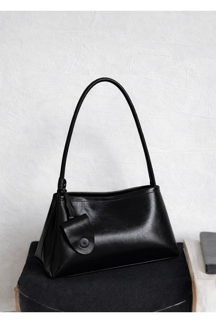 Bella black glasses hanging device long handle hand and shoulder women's bag