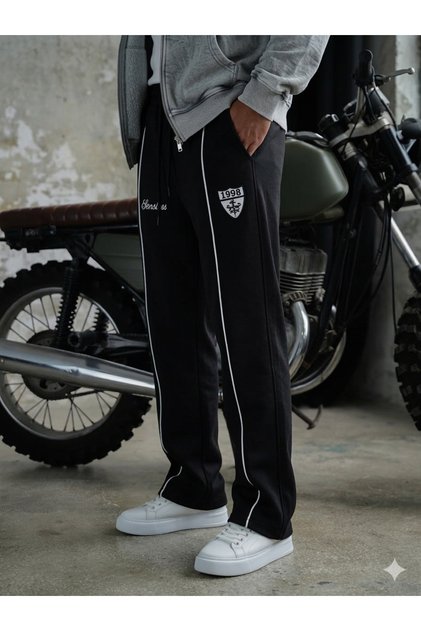 1998 Embroidered Stripe Detail Loose Tracksuit Black