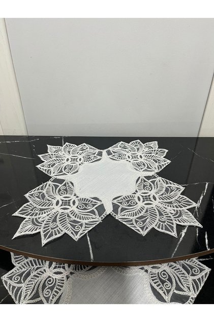 French Lace Laced Luxury Zigon Coffee Table Cover Single