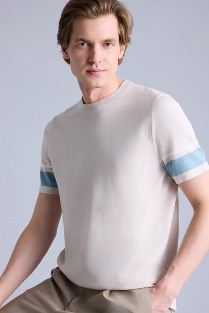 Standard Fit Crew Neck Knitwear T-Shirt G3158Ax26Sm