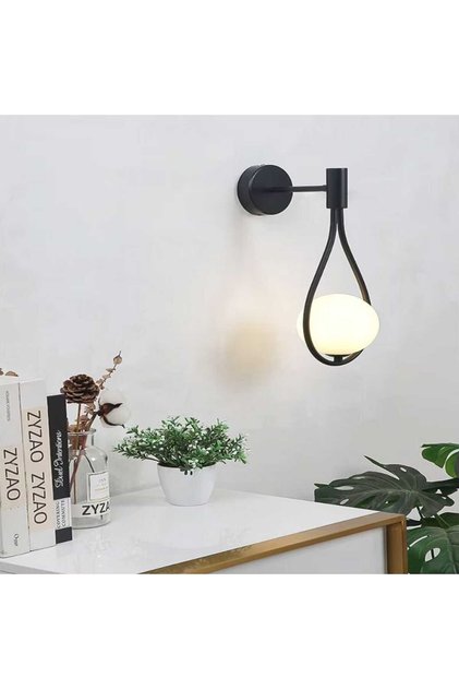 Lampă de perete, tip lacrimă, soclu E14, 1 glob alb, 230V, corp negru