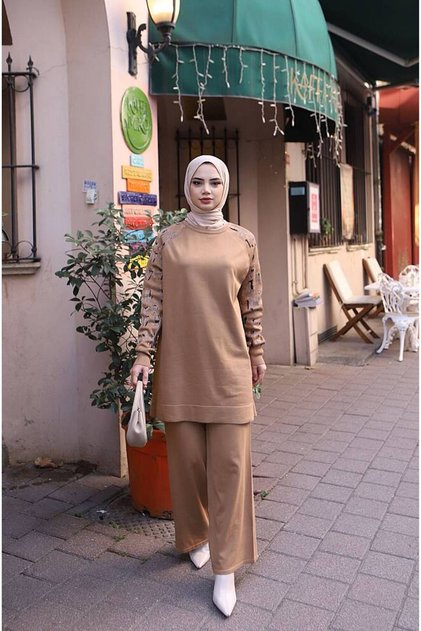 Leopard Patterned Mercerized Suit