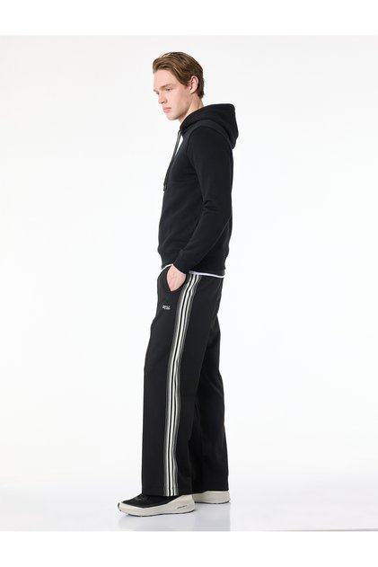Embroidery Detailed Ribbed Pocketed Loose Fit Sweatpants