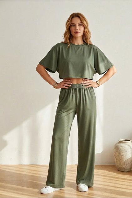 Women Batwing Sleeve Cropped Top- Baggy Pants Double Set