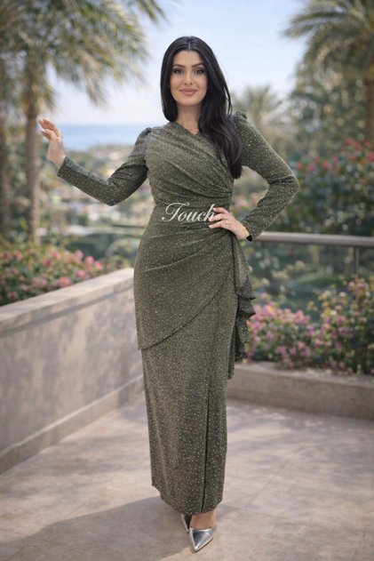 فستان السهرة الزيتي اللامع –