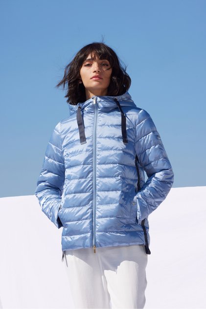 Geacă damă NOVA dusty blue, albastru deschis, matlasată, ușoară, stil modern, sezon primăvară-toamnă