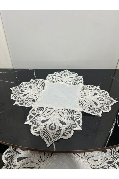 French Lace Laced Luxury Zigon Coffee Table Cover Single
