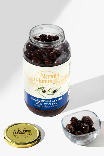 Edremit Sele Çevirme Doğal Siyah Zeytin 650gr