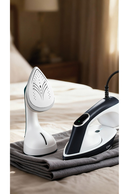 Kiwi KSI-682 Buharlı Ütü Dikey ve Yatay 2'si 1 Arada 1700 W